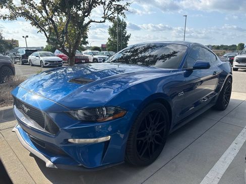 Used 2018 Ford Mustang GT RWD image 7