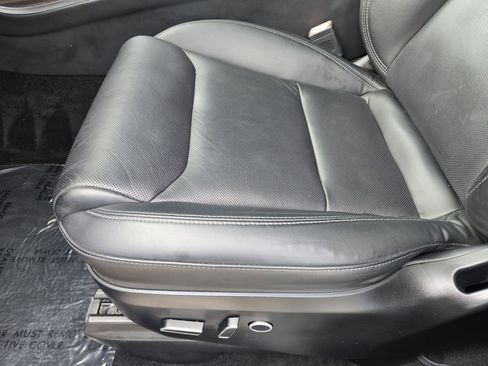 Used 2023 Tesla Model X AWD/4WD image 21