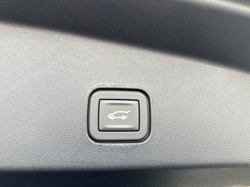 New 2026 Cadillac Lyriq V w/ Exterior Carbon Fiber Package image 34