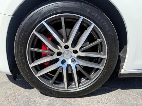 Used 2017 Maserati Ghibli RWD image 9