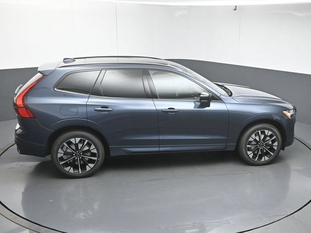 New 2027 Volvo XC60 B5 Plus AWD/4WD image 47