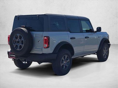 New 2026 Ford Bronco Big Bend image 2