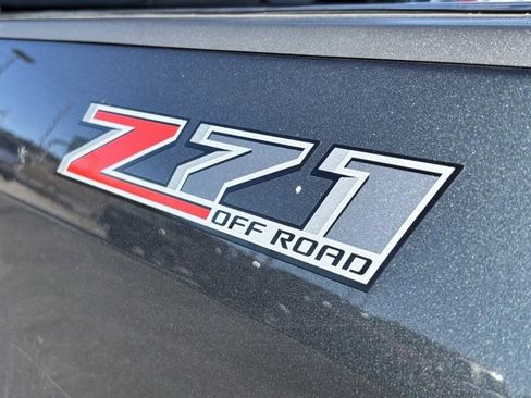 Used 2017 Chevrolet Colorado Z71 image 19