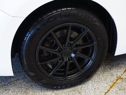 Used 2018 MAZDA MAZDA3 Sport image 10