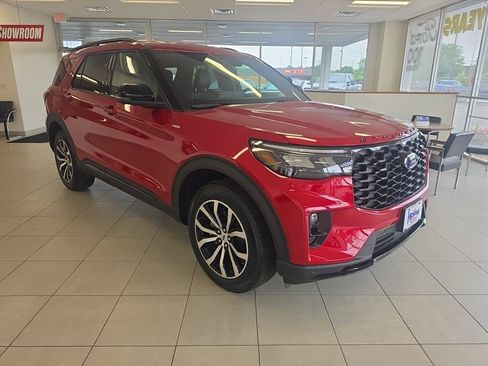 New 2026 Ford Explorer ST-Line AWD/4WD image 2