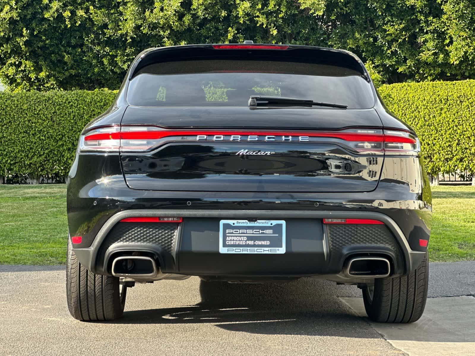 Used 2025 Porsche Macan AWD/4WD image 7