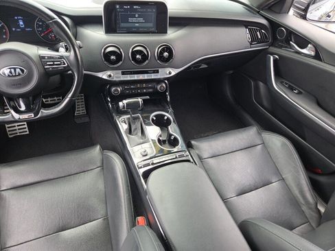 Used 2020 Kia Stinger GT-Line RWD image 12