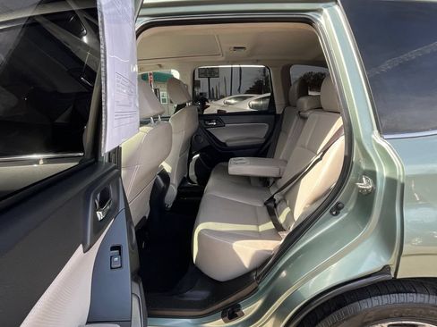 Used 2016 Subaru Forester 2.5i Touring w/ Eyesight & Navigation System AWD/4WD image 18