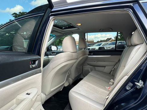 Used 2013 Subaru Outback 2.5i Premium AWD/4WD image 12