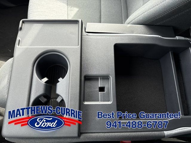 New 2026 Ford F250 XLT w/ XLT Premium Package AWD/4WD image 24