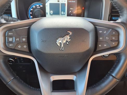 Used 2023 Ford Bronco Outer Banks AWD/4WD image 17