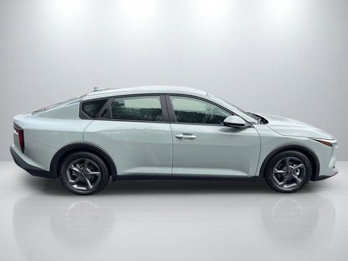 Certified 2025 Kia K4 LXS image 8