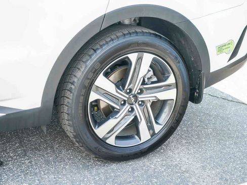Certified 2023 Kia Sorento SX Prestige AWD/4WD image 10