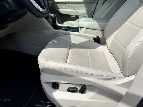 Certified 2023 Volkswagen Atlas SE FWD image 14