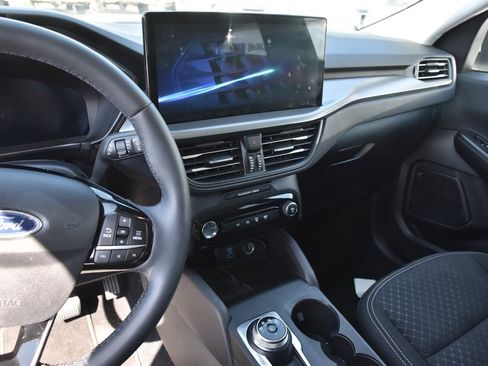 Certified 2023 Ford Escape Active w/ Tech Pack #2 image 8