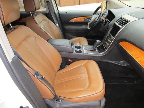 Used 2015 Lincoln MKX AWD w/ Equipment Group 102A image 20