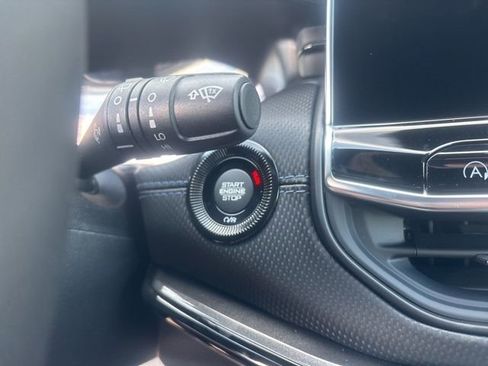 New 2026 Jeep Compass Latitude image 27