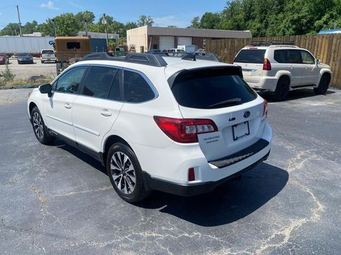 Used 2016 Subaru Outback 2.5i Limited AWD/4WD image 7