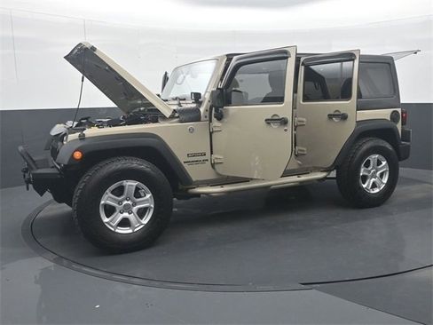 Used 2017 Jeep Wrangler Unlimited Sport w/ Quick Order Package 24S image 36