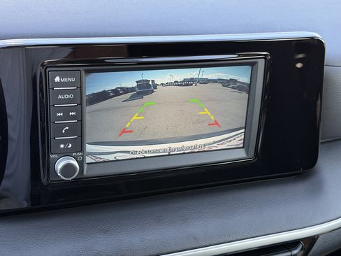 Used 2025 Nissan Kicks S AWD/4WD image 12