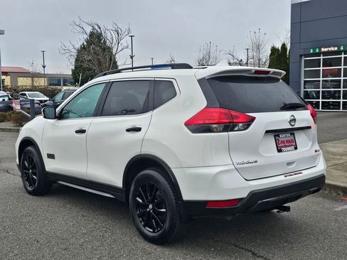 Used 2017 Nissan Rogue SV image 7