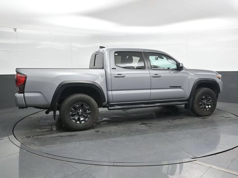 Used 2021 Toyota Tacoma SR5 w/ Trail Edition AWD/4WD image 3
