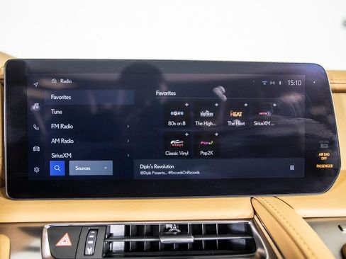 Used 2025 Lexus LC 500 Convertible w/ Touring Package image 27