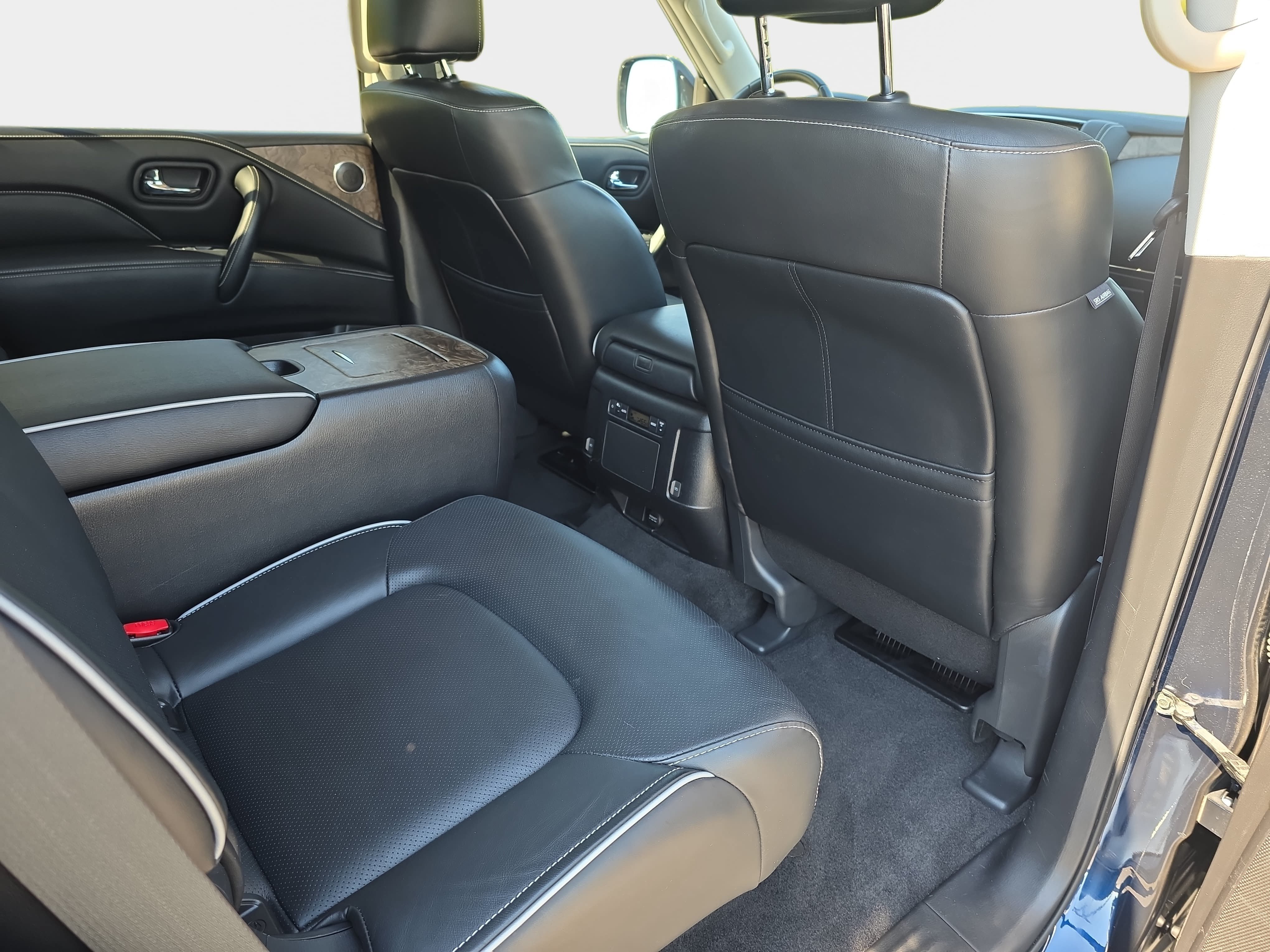 Used 2021 INFINITI QX80 Premium Select w/ Cargo Package AWD/4WD image 11