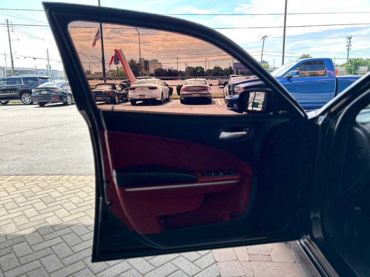 Used 2018 Dodge Charger R/T Scat Pack RWD image 33