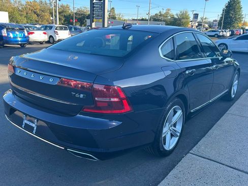 Used 2017 Volvo S90 T6 Inscription w/ Vision Package image 12