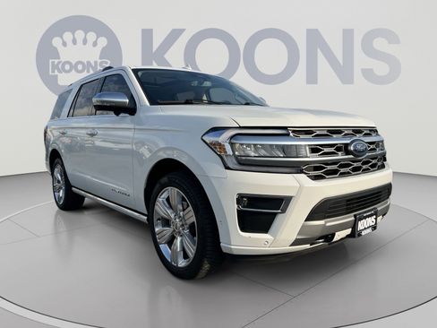 Used 2024 Ford Expedition Platinum AWD/4WD image 18