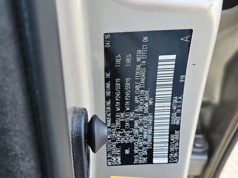 Used 2016 Toyota Highlander Limited Platinum image 32