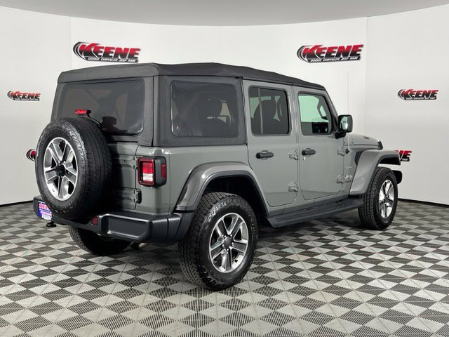 Used 2018 Jeep Wrangler Unlimited Sahara AWD/4WD image 3