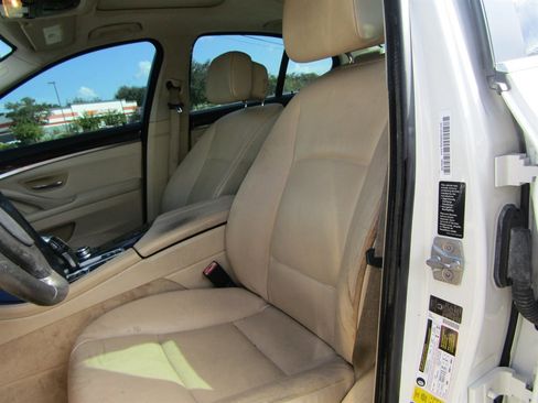 Used 2012 BMW 535i xDrive Sedan image 10