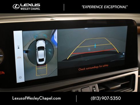 New 2025 Lexus ES 350 Ultra Luxury image 14