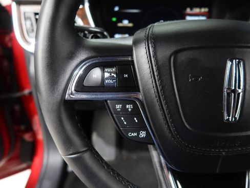 Used 2020 Lincoln Continental w/ Premium Package FWD image 33