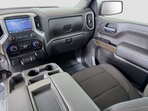 Used 2022 Chevrolet Silverado 1500 LT AWD/4WD image 33