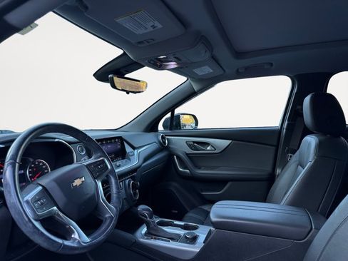 Certified 2019 Chevrolet Blazer LT w/ Sun and Wheels Package AWD/4WD image 9