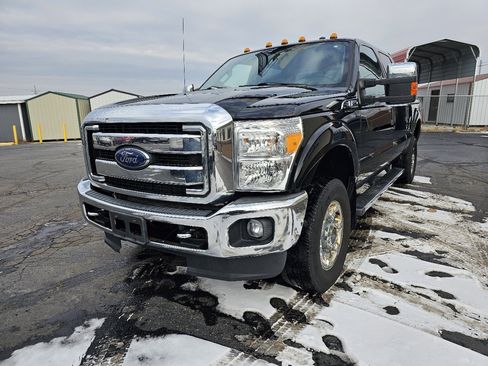 Used 2016 Ford F250 XLT w/ XLT Premium Package image 2