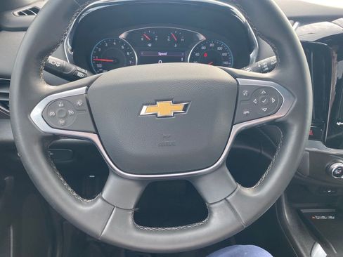 Used 2023 Chevrolet Traverse LT image 7