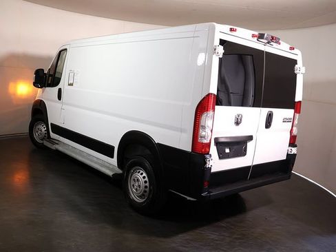 Used 2025 RAM ProMaster 2500 w/ U-Haul Equipment Group FWD image 2