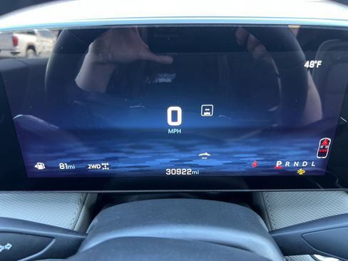 Used 2025 Chevrolet Equinox LT w/ Convenience Package II AWD/4WD image 27