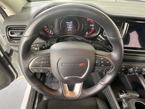 Used 2022 Dodge Durango SXT w/ Anodized Platinum Package image 11
