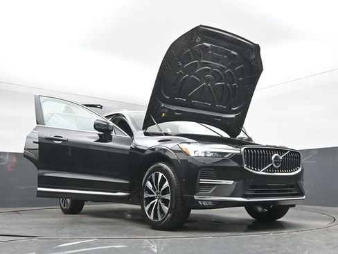 Used 2023 Volvo XC60 B5 Plus AWD/4WD image 52