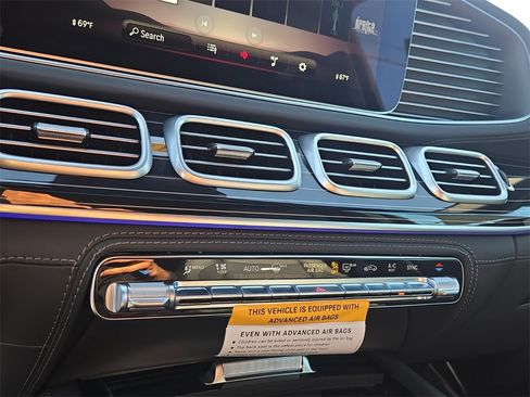 New 2026 Mercedes-Benz GLE 63 AMG S image 19