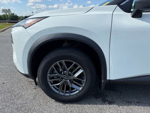 Used 2023 Nissan Rogue S image 21