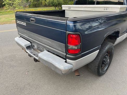 Used 2001 Dodge Ram 2500 Truck 2WD Quad Cab image 10