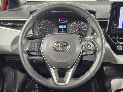 Used 2025 Toyota Corolla SE image 21