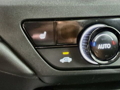 Used 2023 Honda Accord EX image 19
