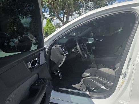 Used 2019 Volvo S60 T6 R-Design AWD/4WD image 15
